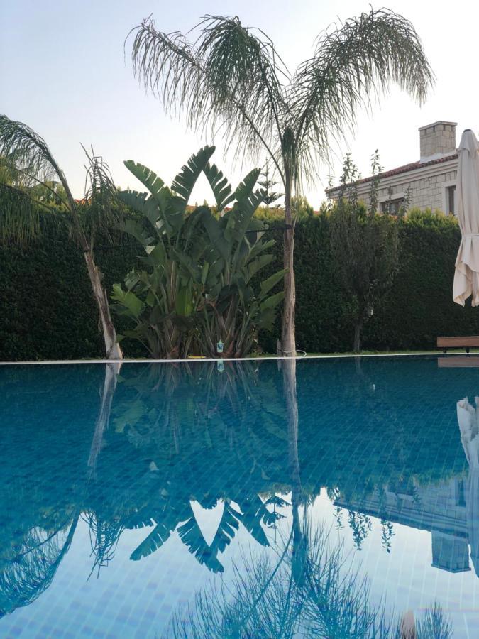Triangulo Hotel Alacati Exterior photo
