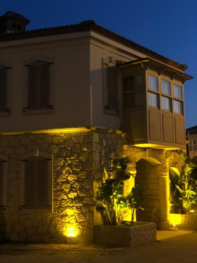 Triangulo Hotel Alacati Exterior photo